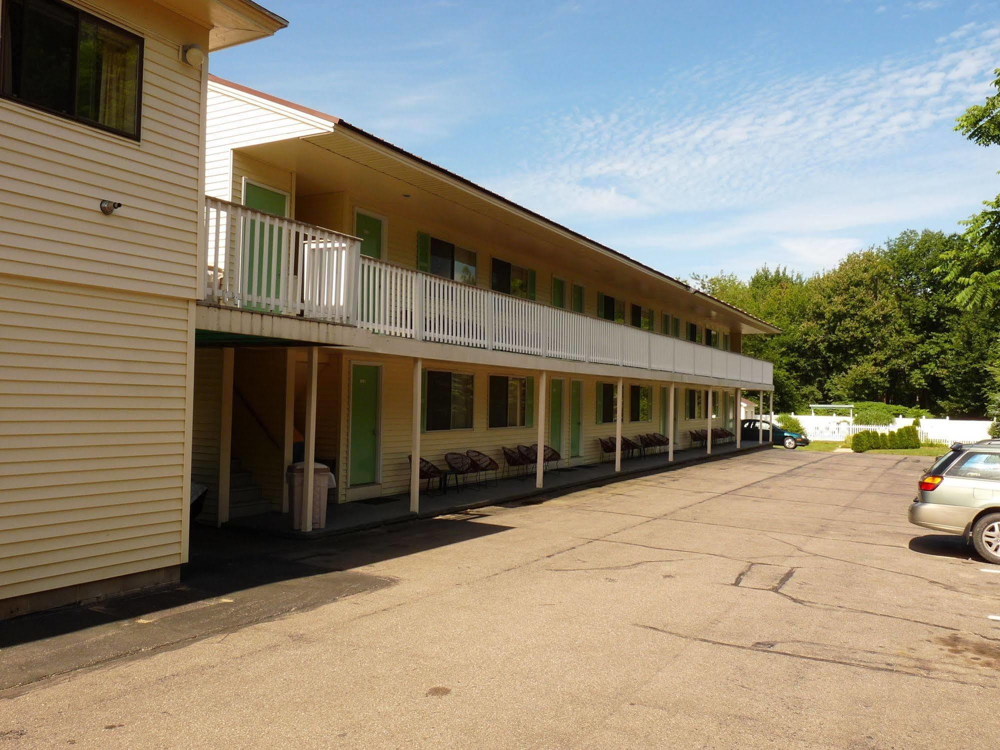 Footbridge North Hotel Wells Exterior foto